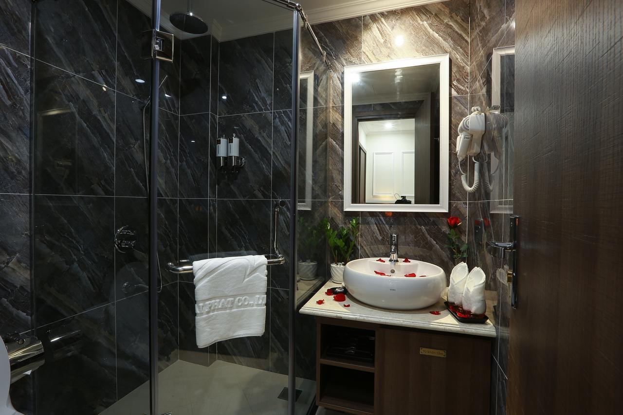 Dai Phat Hotel Ханой Екстериор снимка